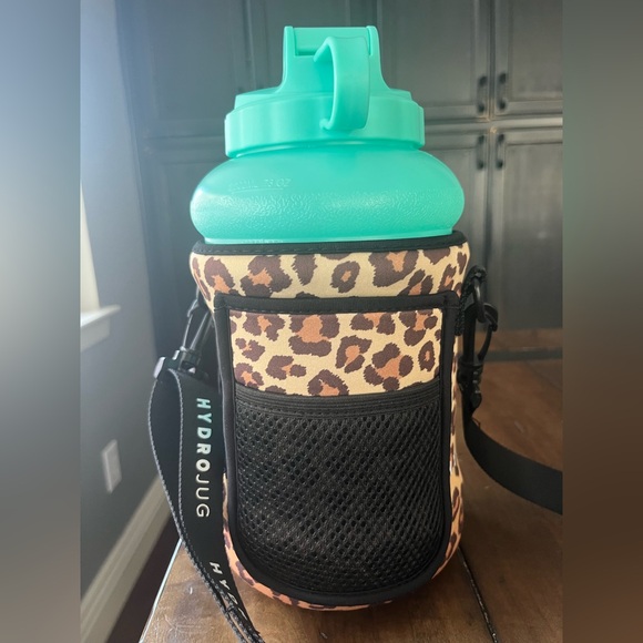 73 oz HydroJug with Sleeve and adjustable strap - Picture 4 of 13